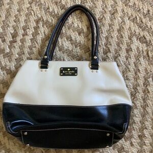 Kate Spade bag- classic black and cream w gold !
